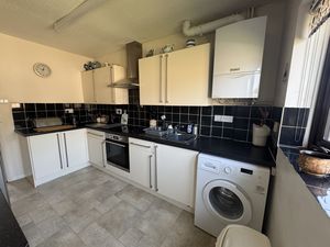 kitchen c- click for photo gallery
